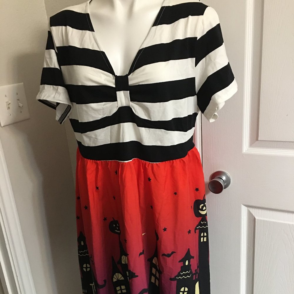 Halloween City Shadows Dress - Gorgeous and Flirty - NEW Last One Large Hal1